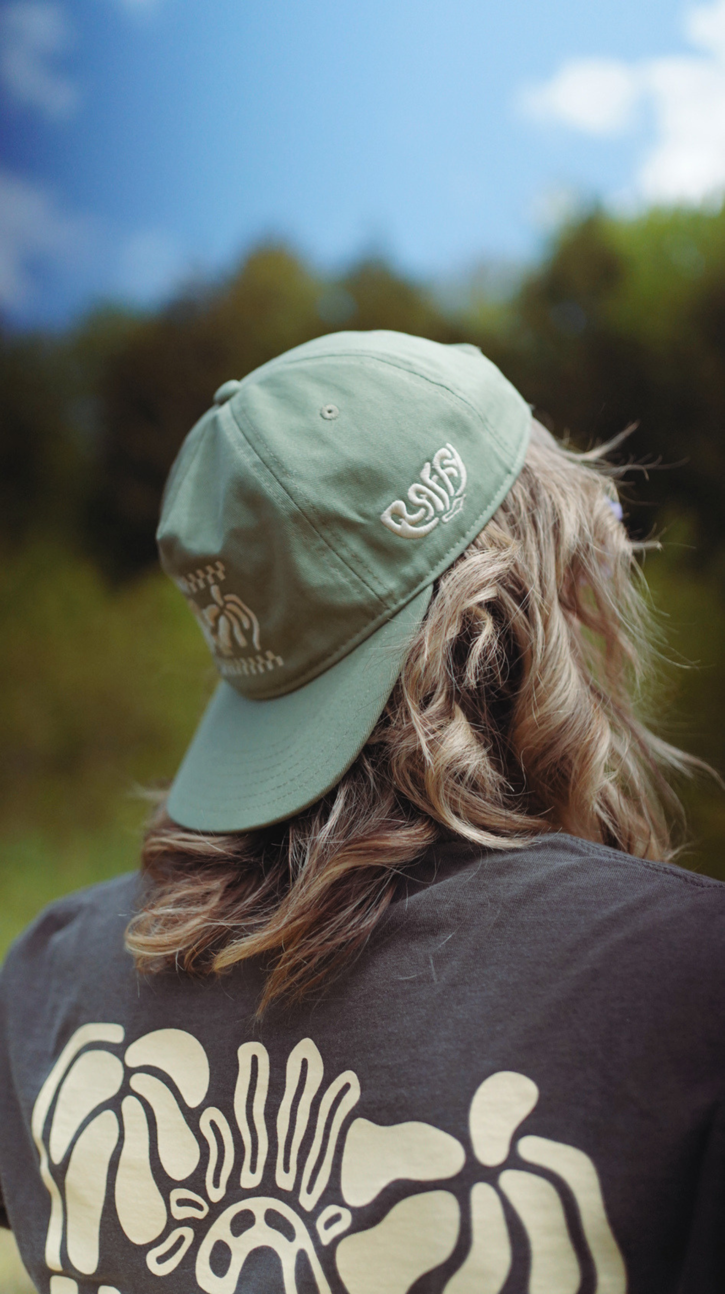 Casquette "Raffy" dessinée à la main – Image 2